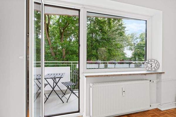 Wohnzimmer Balkonsicht 