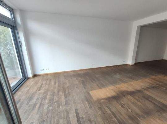 Warten / Empfang + Bar Bild 1