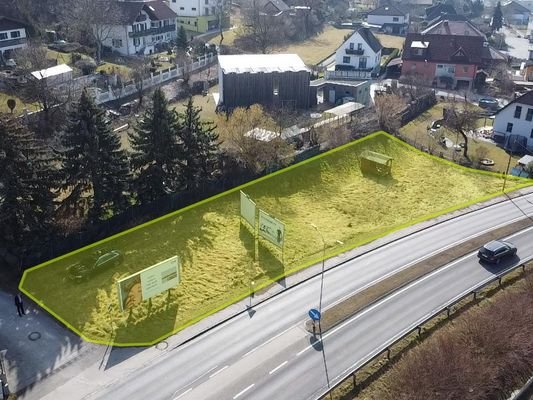 Flugaufnahme - Grundstück farblich hervorgehoben