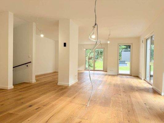 Wohn-/Essbereich/Blick in den Garten /Obergeschoss