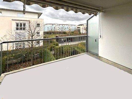 Westbalkon mit Markise