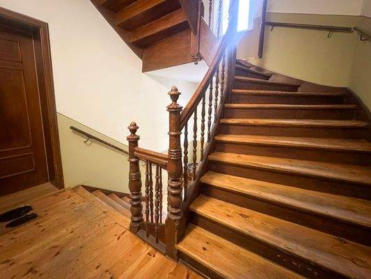 Gepflegtes Treppenhaus