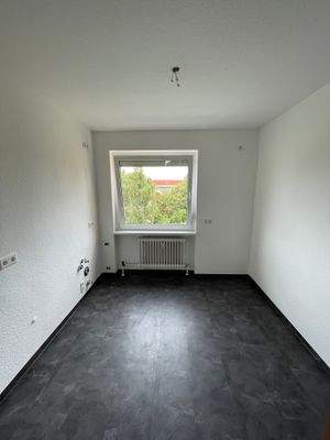 Küche (Küchenzeile wird noch montiert)