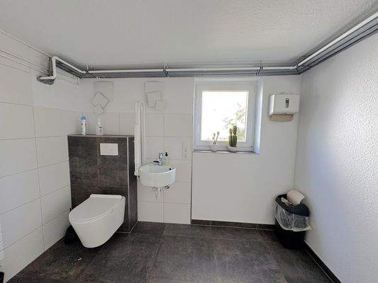 Badezimmer EG