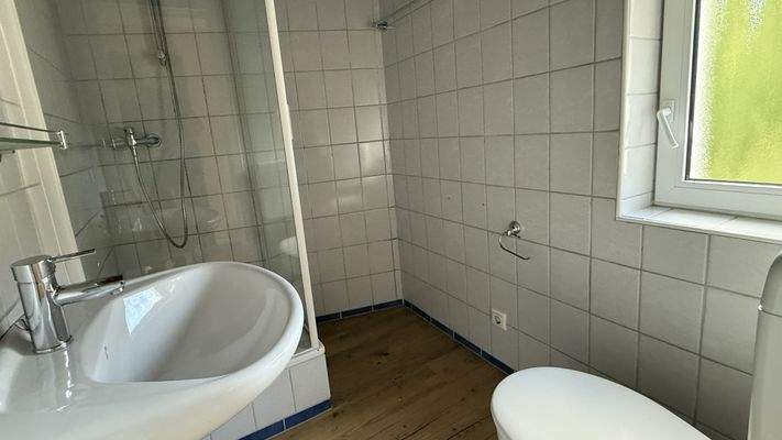 Duschbad im OG