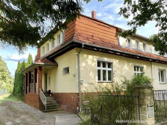 Großes Haus in Eichwalde zu kaufen