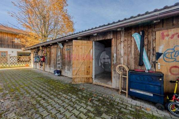 Schuppen Aussenansicht