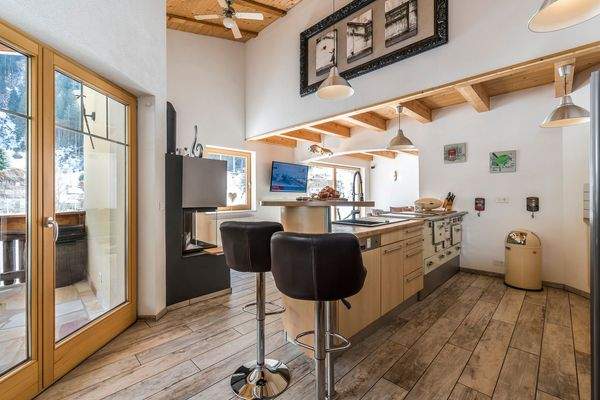 Bar Erdgeschoß - Ausgang Terrasse