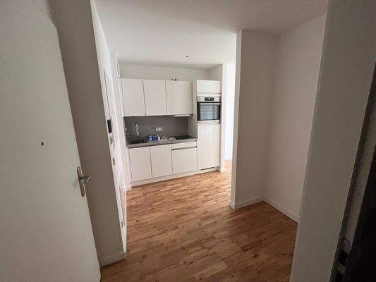 Moderne Küche mit Parkett