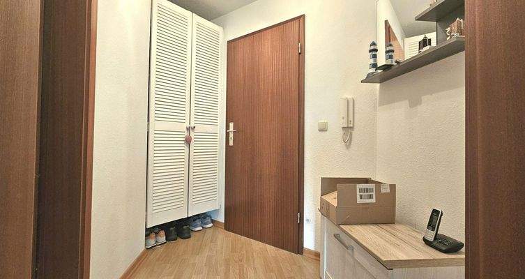 Flureingang mit Garderobe