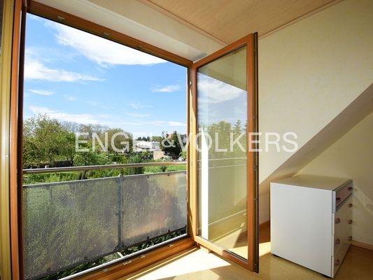 mit unverbaubarem Blick ins Grüne