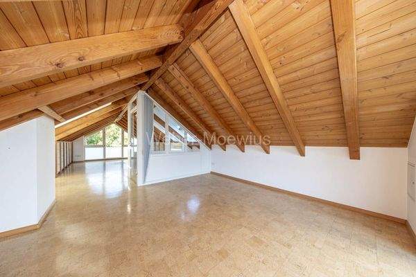 3437 Studio Spitzboden a