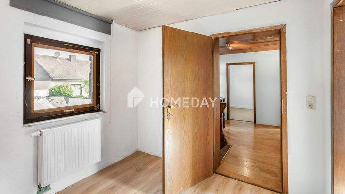 1. OG Schlafzimmer 3 2