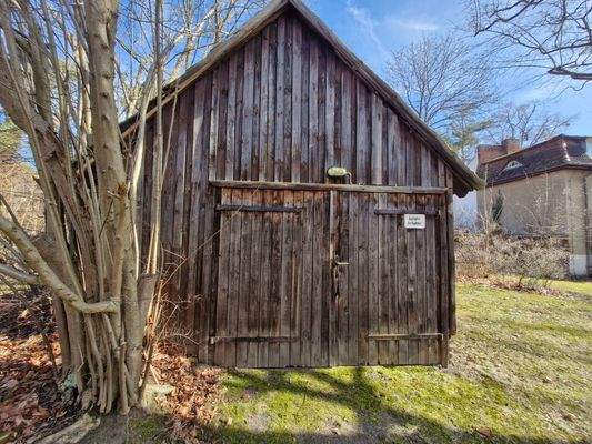 alte Holzgarage