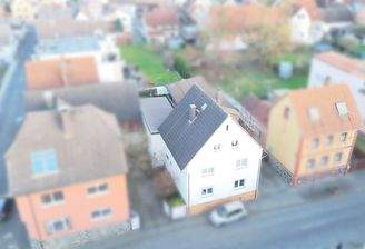 Haus-Linden-Außenansicht  