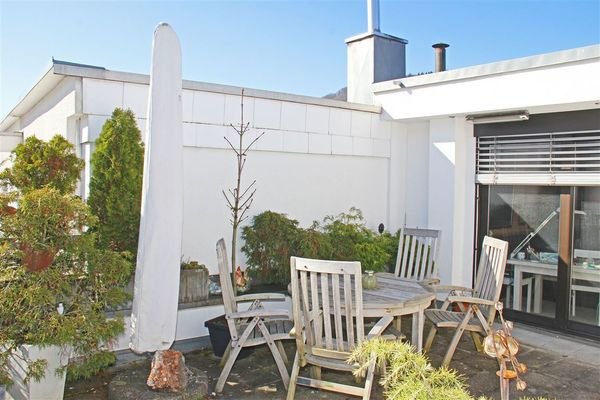 windgeschützte Dachterrasse