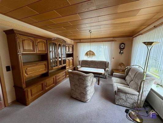 18 FF 051 Wohnzimmer