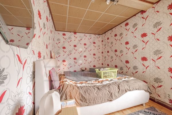 Schlafzimmer (OG)