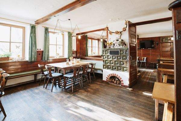 Leonberg, Gaststube.jpg