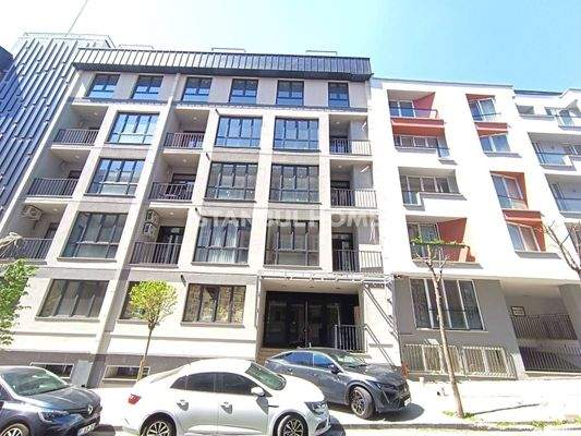 Spacious Real Estate in a Secure Complex Near Subway in Sisli
