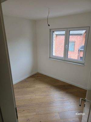 WhatsApp Image 2025-11-25 at 11.37.06