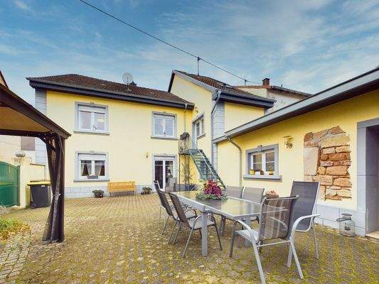 Ferienresidenz für Airbnb in Überherrn - Altforweiler