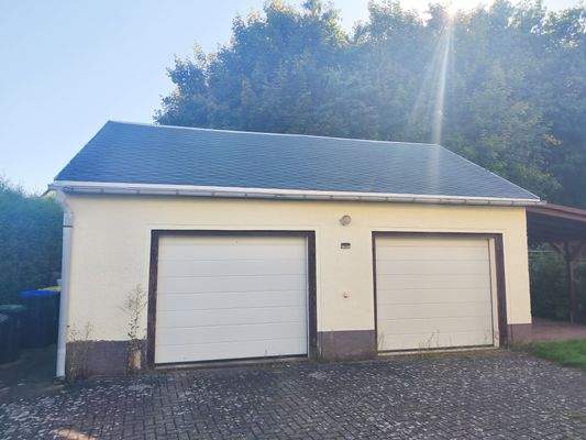 Nebengebäude Doppelgarage