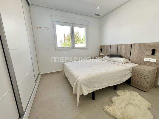 3-Bedroom Villas with Pool in Alicante Benijofar