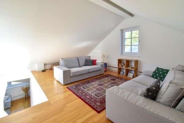 Wohnzimmer DG