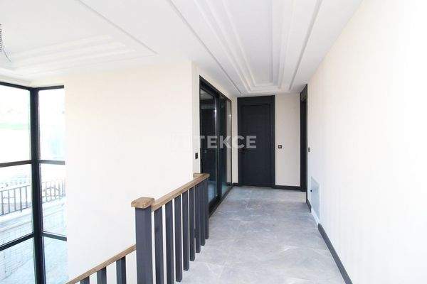 Detached Villas with Private Pool and Garden in Bursa Mudanya