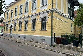 Stilvolles Büro samt perfekter Wohnung