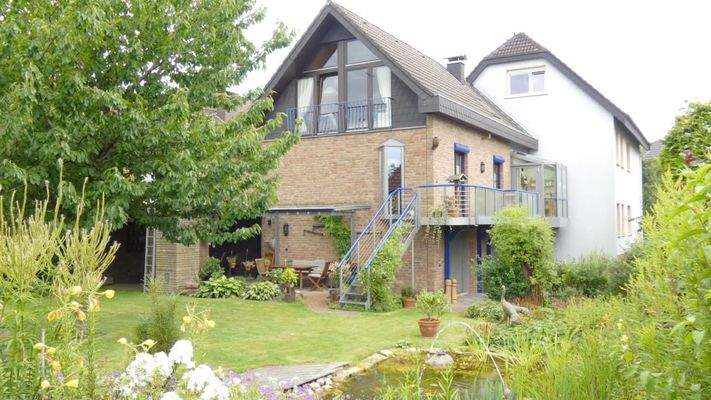 Hinter-/ Seitenansicht