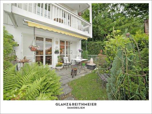 Einladender Südgarten und Terrasse
