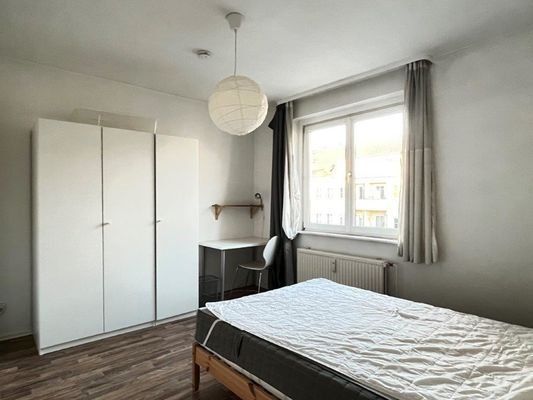 Zimmer_mit Bett