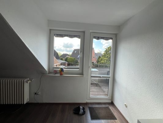 WE 5 Zutritt zum Balkon