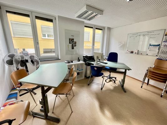 Büro 1