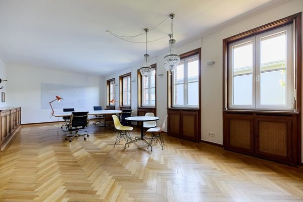mies-van-der-rohe-E42-101-035-1074