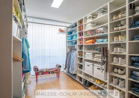 Ankleide-,Schlaf- oder Kinderzimmer 2