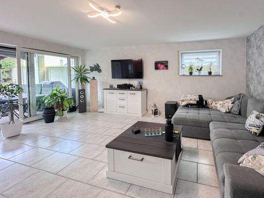 Wohn- / Esszimmer KG