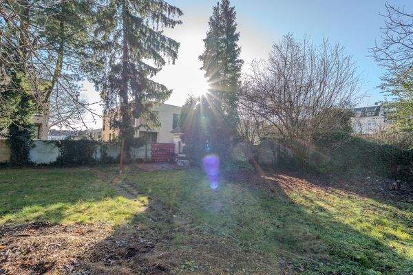 Unbebautes Grundstück