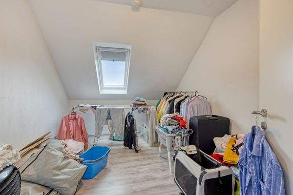 Schlafen II WE links OG