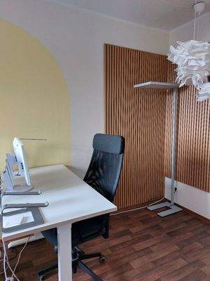 Schreibtischplätze 1