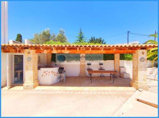 4295b8b826c043fc931a1419addb4c04-original