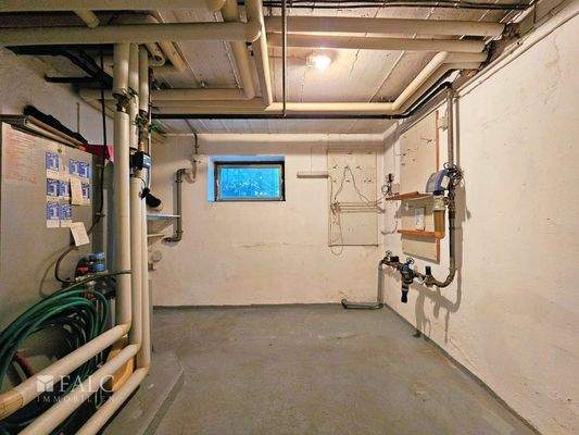 Technikraum mit Zentralheizung