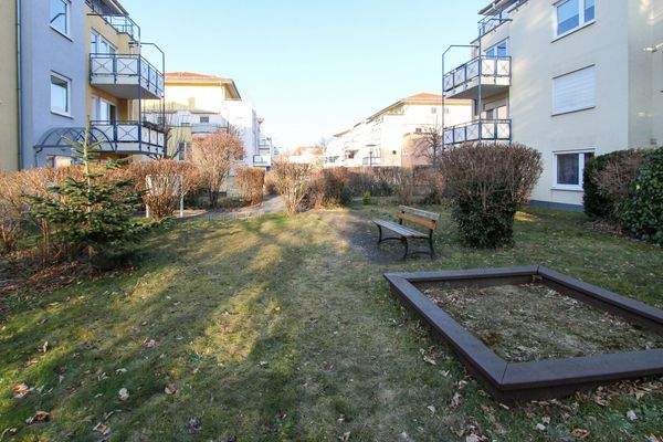 Grünflächen zwischen den Häusern