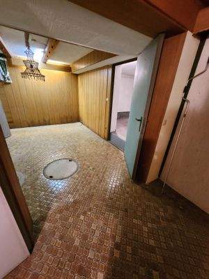 Hobbyraum mit Rückstauklappe