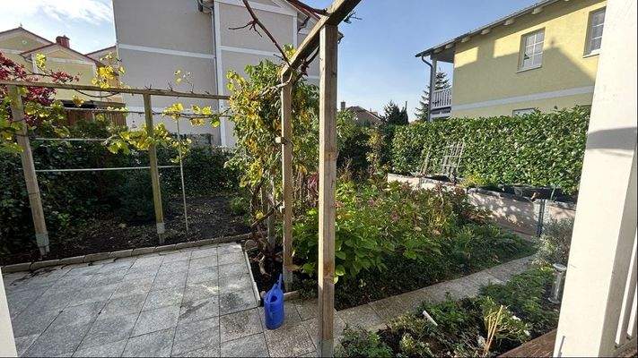 Schön angelegter Garten