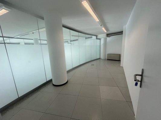 despacho grande derecha oficina - local comercial zona Aeropuerto Palma de Mallorca (13)