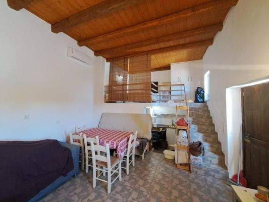 Kreta – Charmantes, 200 Jahre altes Steinhaus mit Pool, Garten und Bergblick zu verkaufen