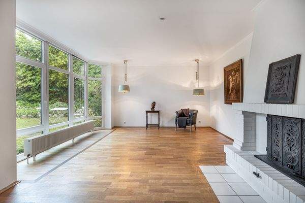 Fußbodenheizung und gläsernem Erker